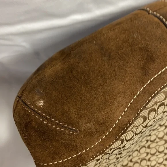 Coach Bag - Picture 16 of 16